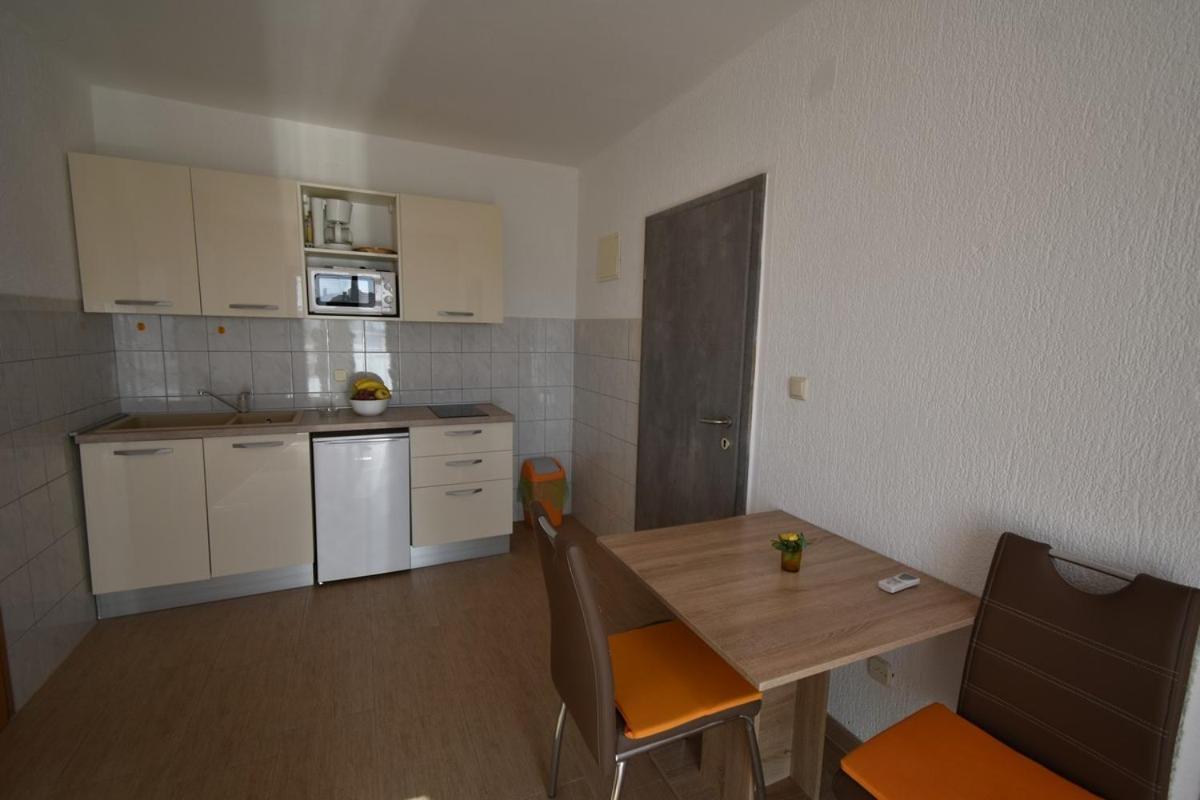 Denjak Apartments Kornić エクステリア 写真