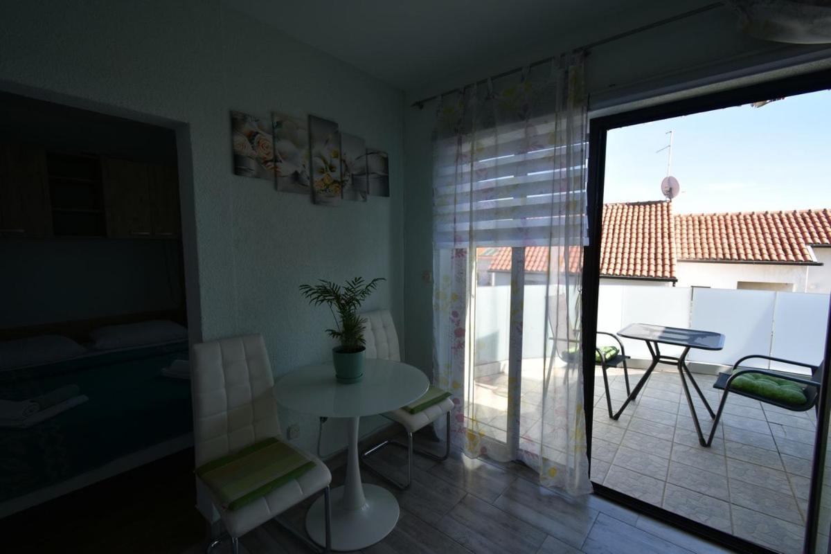 Denjak Apartments Kornić エクステリア 写真